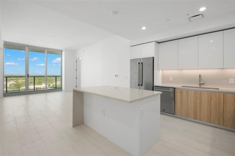 Condominio en alquiler en Saint Petersburg, Florida, 2 dormitorios, 128.21 m2 № 2093078 - foto 10