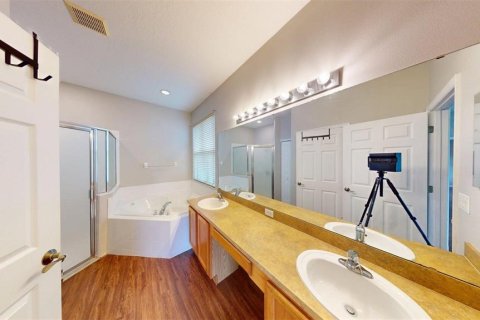 Casa en alquiler en Orlando, Florida, 4 dormitorios, 217.86 m2 № 1911798 - foto 19