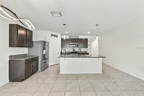 House in Plant City, Florida 4 bedrooms, 171.5 sq.m. № 2429537 - photo 16