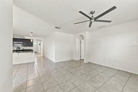 House in Plant City, Florida 4 bedrooms, 171.5 sq.m. № 2429537 - photo 13