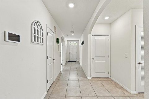 House in Plant City, Florida 4 bedrooms, 171.5 sq.m. № 2429537 - photo 12