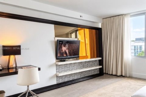 Copropriété à louer à Miami Beach, Floride: 43.29 m2 № 2382639 - photo 4