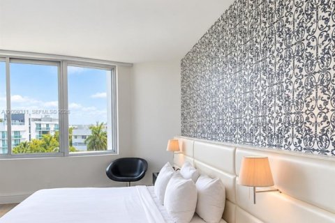 Copropriété à louer à Miami Beach, Floride: 43.29 m2 № 2382639 - photo 10