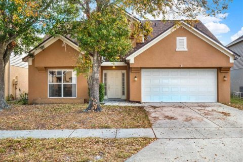 House in Lake Mary, Florida 3 bedrooms, 159.05 sq.m. № 1534597 - photo 2