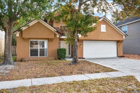 House in Lake Mary, Florida 3 bedrooms, 159.05 sq.m. № 1534597 - photo 1