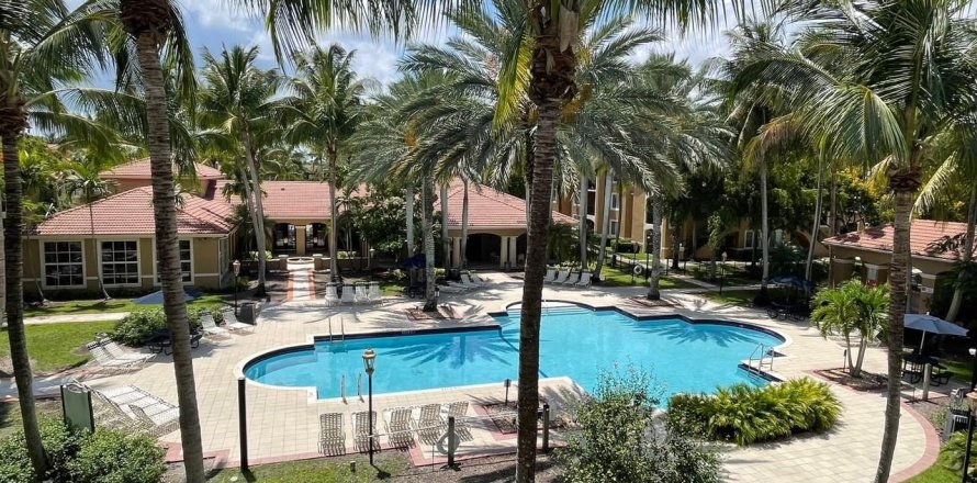 Condominio en Tamarac, Florida, 3 dormitorios № 1216104