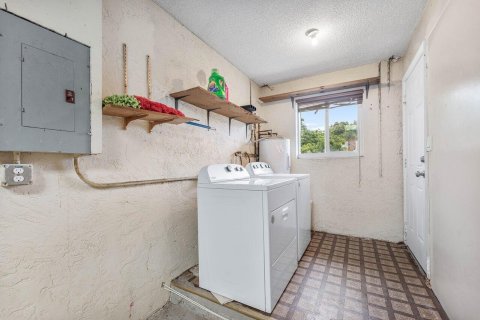 Villa ou maison à vendre à Miramar, Floride: 2 chambres, 94.76 m2 № 2192025 - photo 18