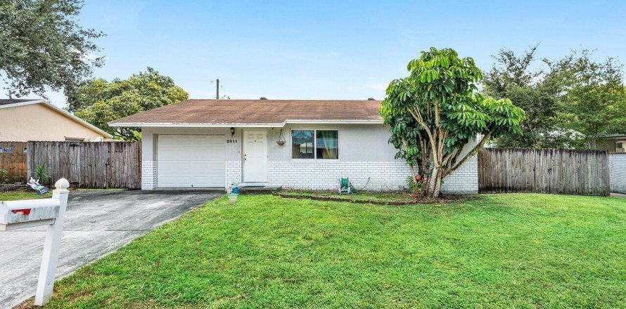 Villa ou maison à Miramar, Floride 2 chambres, 94.76 m2 № 2192025