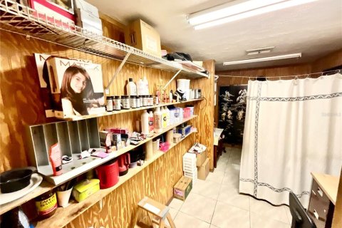 Propiedad comercial en alquiler en New Port Richey, Florida, 123.1 m2 № 1550081 - foto 15