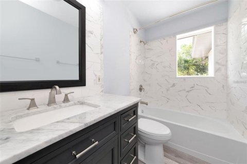 Casa en venta en Bradenton, Florida, 3 dormitorios, 108.42 m2 № 1798649 - foto 10