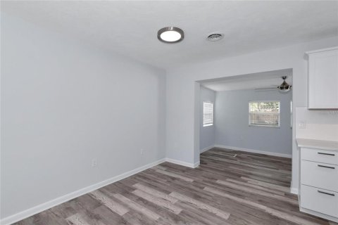 Casa en venta en Bradenton, Florida, 3 dormitorios, 108.42 m2 № 1798649 - foto 14
