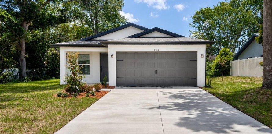 Villa ou maison à Spring Hill, Floride 2 chambres, 95.88 m2 № 2141501