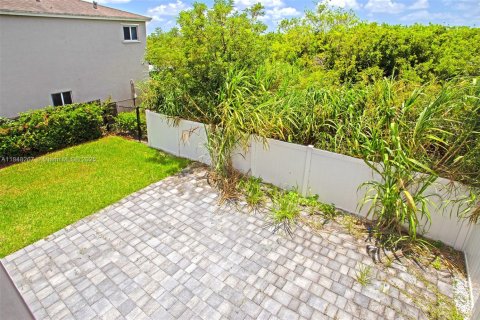 Casa en venta en Homestead, Florida, 4 dormitorios, 163.23 m2 № 1936275 - foto 30