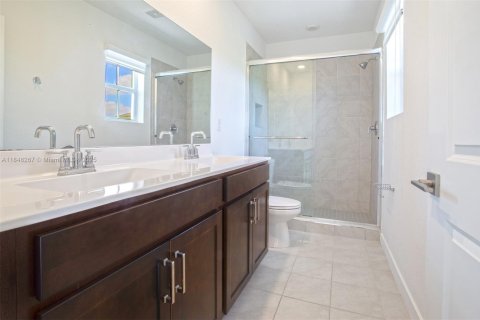 Casa en venta en Homestead, Florida, 4 dormitorios, 163.23 m2 № 1936275 - foto 26