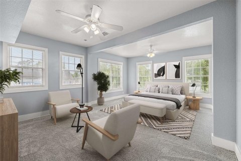 House in Tampa, Florida 4 bedrooms, 220.92 sq.m. № 2113324 - photo 6