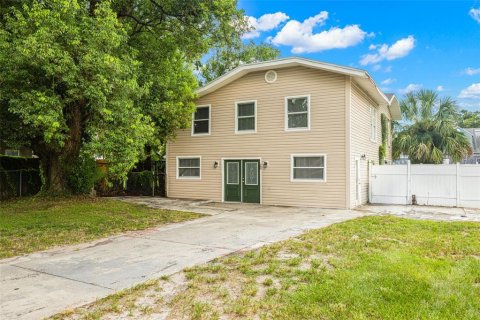 Villa ou maison à Tampa, Floride 4 chambres, 220.92 m2 № 2113324