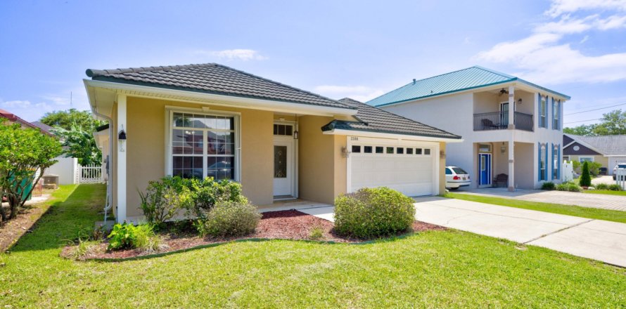 Casa en Fort Walton Beach, Florida 4 dormitorios, 169.36 m2 № 589876