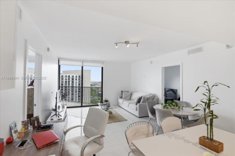 Купить кондоминиум в Дорал, Флорида 2 спальни, 89.28м2, № 2185847 - фото 10