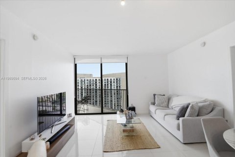 Купить кондоминиум в Дорал, Флорида 2 спальни, 89.28м2, № 2185847 - фото 8