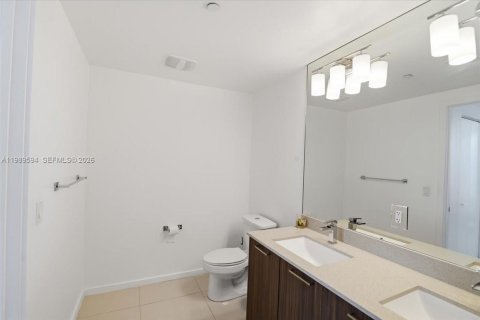 Купить кондоминиум в Дорал, Флорида 2 спальни, 89.28м2, № 2185847 - фото 20
