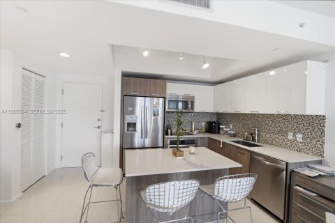 Купить кондоминиум в Дорал, Флорида 2 спальни, 89.28м2, № 2185847 - фото 6