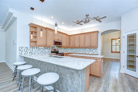 Casa en venta en Seffner, Florida, 5 dormitorios, 377 m2 № 1823332 - foto 13