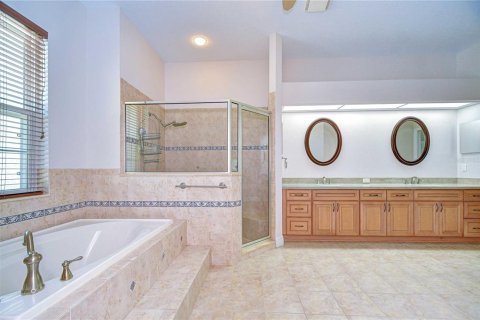 Casa en venta en Seffner, Florida, 5 dormitorios, 377 m2 № 1823332 - foto 24