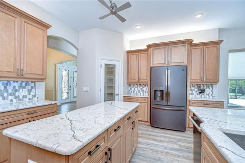Casa en venta en Seffner, Florida, 5 dormitorios, 377 m2 № 1823332 - foto 15