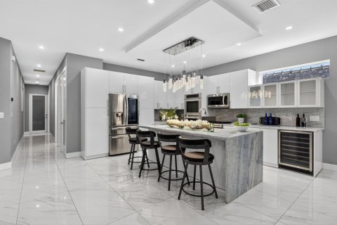 Condo in Margate, Florida, 2 bedrooms  № 2177310 - photo 8