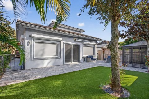 Condo in Margate, Florida, 2 bedrooms  № 2177310 - photo 19
