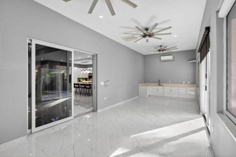 Condo in Margate, Florida, 2 bedrooms  № 2177310 - photo 17
