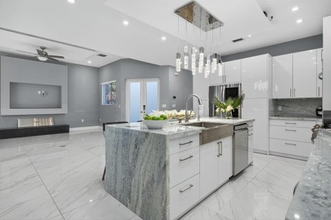 Condo in Margate, Florida, 2 bedrooms  № 2177310 - photo 4
