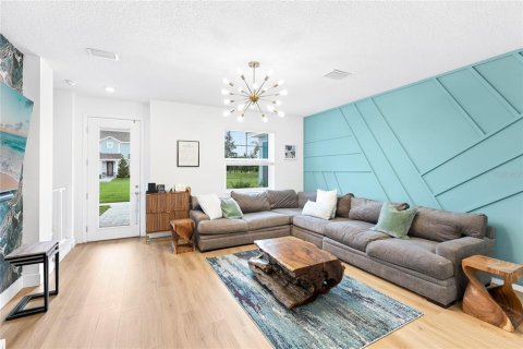 Townhouse in Sarasota, Florida 3 bedrooms, 164.99 sq.m. № 2210592 - photo 6