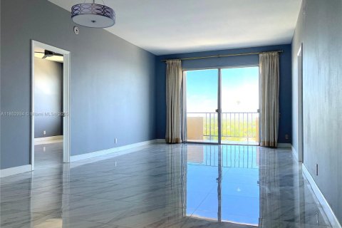 Copropriété à vendre à Lauderdale-by-the-Sea, Floride: 2 chambres, 107.77 m2 № 1874744 - photo 2