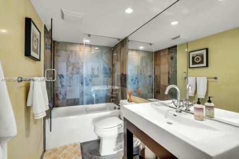 Condo in Key Biscayne, Florida, 4 bedrooms  № 1959307 - photo 25