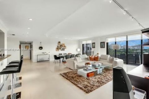 Condo in Key Biscayne, Florida, 4 bedrooms  № 1959307 - photo 4