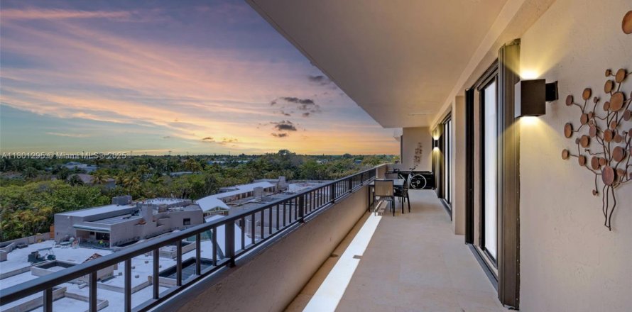 Condo in Key Biscayne, Florida, 4 bedrooms  № 1959307