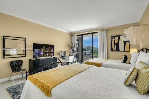 Condo in Key Biscayne, Florida, 4 bedrooms  № 1959307 - photo 23