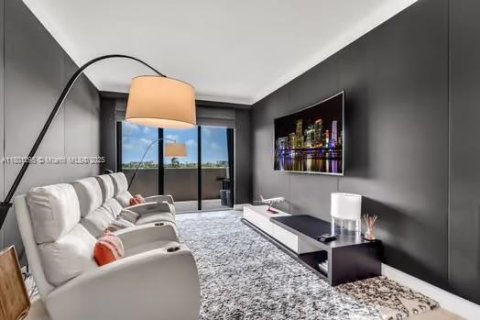 Condo in Key Biscayne, Florida, 4 bedrooms  № 1959307 - photo 15