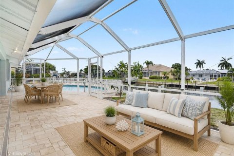 Villa ou maison à vendre à Punta Gorda, Floride: 3 chambres, 200.11 m2 № 2198255 - photo 4