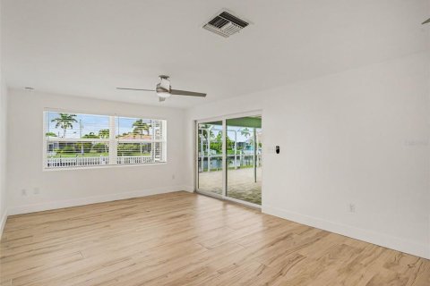 Villa ou maison à vendre à Punta Gorda, Floride: 3 chambres, 200.11 m2 № 2198255 - photo 23