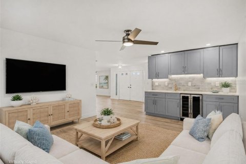 Villa ou maison à vendre à Punta Gorda, Floride: 3 chambres, 200.11 m2 № 2198255 - photo 8