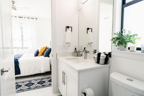 Casa en alquiler en Lehigh Acres, Florida, 3 dormitorios № 2010396 - foto 5