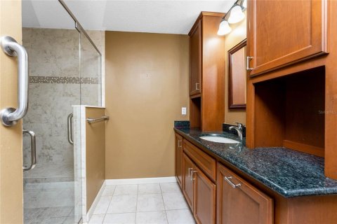 House in Englewood, Florida 4 bedrooms, 219.9 sq.m. № 1906238 - photo 21