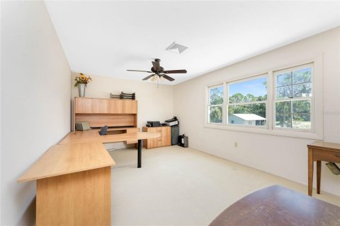 House in Englewood, Florida 4 bedrooms, 219.9 sq.m. № 1906238 - photo 27