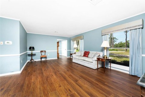 House in Englewood, Florida 4 bedrooms, 219.9 sq.m. № 1906238 - photo 6
