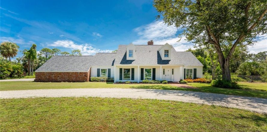 House in Englewood, Florida 4 bedrooms, 219.9 sq.m. № 1906238