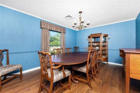 House in Englewood, Florida 4 bedrooms, 219.9 sq.m. № 1906238 - photo 7