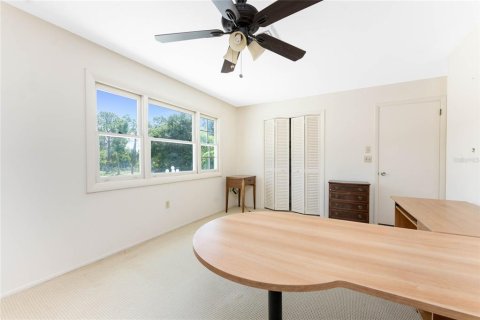 House in Englewood, Florida 4 bedrooms, 219.9 sq.m. № 1906238 - photo 28