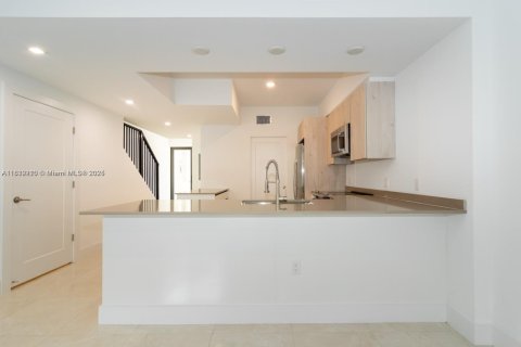 Touwnhouse à vendre à Dania Beach, Floride: 3 chambres, 146.97 m2 № 1937683 - photo 20